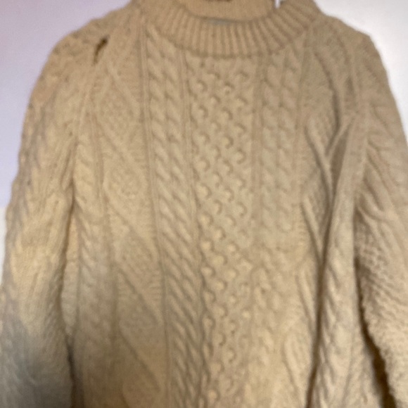 Vintage Other - #227 bunrattt Cream vintage wool size large
